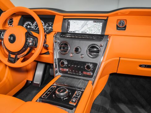 Used 2020 Rolls-Royce Cullinan image 35