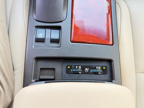 Used 2012 Lexus RX 350 FWD w/ Premium Pkg image 26