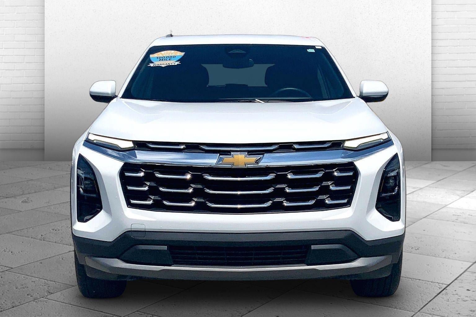 Used 2026 Chevrolet Equinox LT FWD image 2