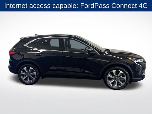 Certified 2025 Ford Escape Platinum AWD/4WD image 7