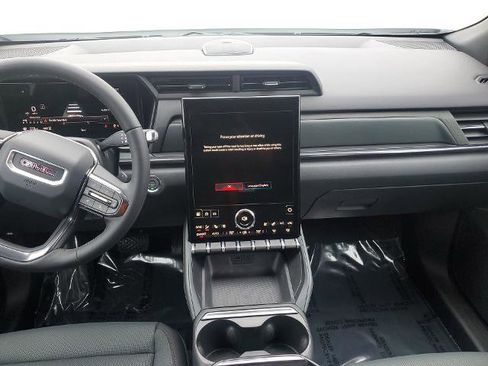 New 2026 GMC Terrain AT4 w/ Convenience Package III image 10