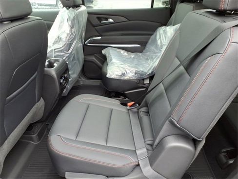 New 2026 Chevrolet Traverse Z71 w/ Driver Confidence Package image 9