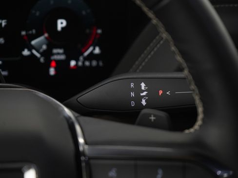 Used 2025 GMC Yukon Denali Ultimate w/ LPO, Floor Liner Package image 23