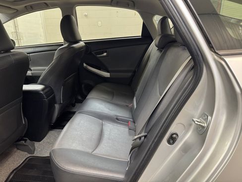 Used 2013 Toyota Prius Four image 16