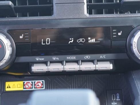 Certified 2025 Toyota 4Runner TRD Off-Road image 29