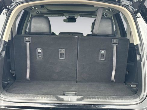 Certified 2023 Honda Pilot Touring image 12