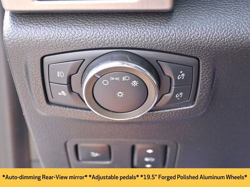 Used 2020 Ford F450 Platinum w/ FX4 Off-Road Package image 16