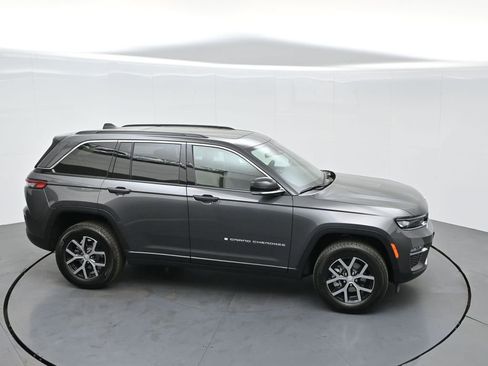 New 2025 Jeep Grand Cherokee Limited image 56