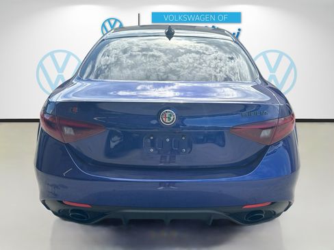 Used 2021 Alfa Romeo Giulia Ti Sport RWD image 6