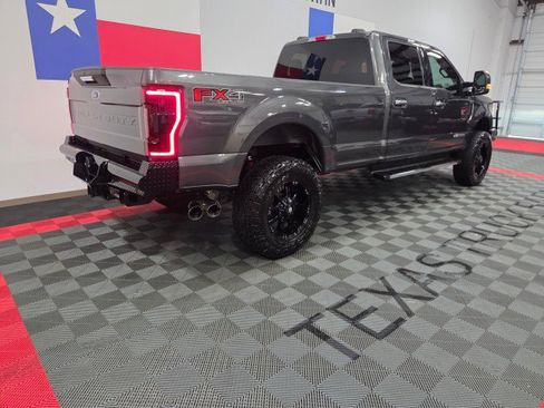 Used 2020 Ford F350 XLT w/ XLT Premium Package AWD/4WD image 27