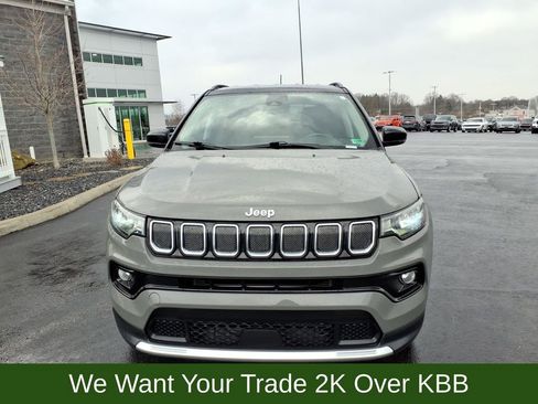 Used 2022 Jeep Compass Limited image 9