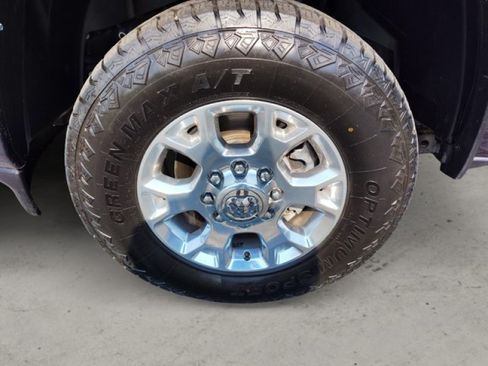 Used 2024 RAM 2500 Laramie w/ Safety Group AWD/4WD image 10
