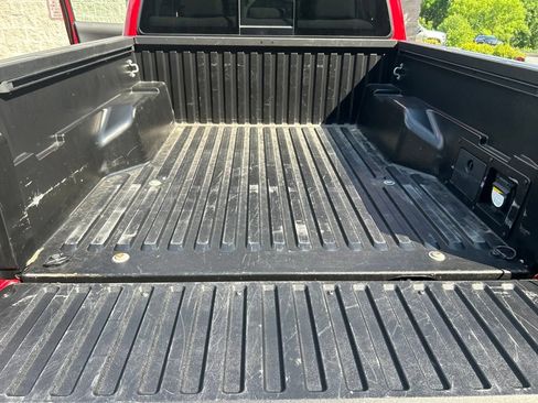 Used 2019 Toyota Tacoma TRD Off-Road AWD/4WD image 26