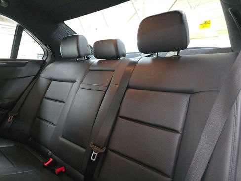 Used 2012 Mercedes-Benz E 350 Sedan image 17