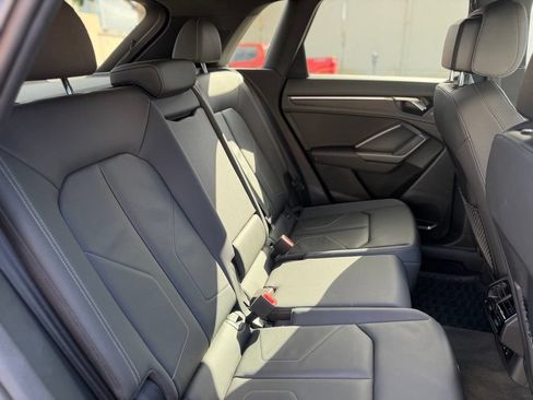 Used 2021 Audi Q3 2.0T Premium Plus AWD/4WD image 17