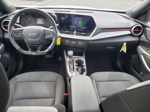 Certified 2024 Chevrolet Trax RS w/ Driver Confidence Package FWD image 13