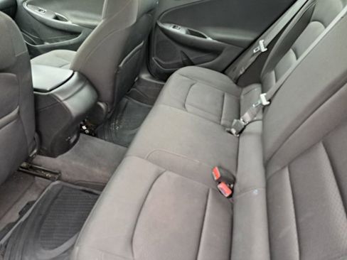 Used 2020 Chevrolet Malibu LS image 22