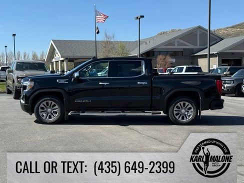 Used 2021 GMC Sierra 1500 Denali w/ Driver Alert Package II AWD/4WD image 2