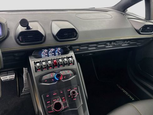Used 2017 Lamborghini Huracan LP 580-2 RWD image 24