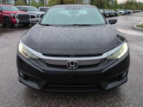 Used 2016 Honda Civic Touring image 9