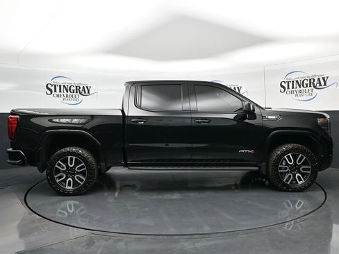 Used 2024 GMC Sierra 1500 AT4 w/ Technology Package image 8