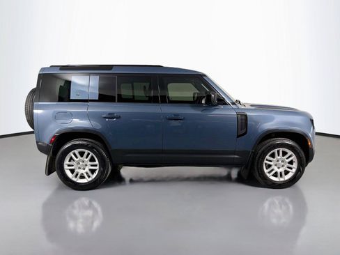 Used 2024 Land Rover Defender 110 S AWD/4WD image 4
