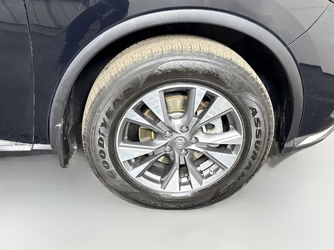 Used 2017 Nissan Murano S w/ Navigation Package image 32