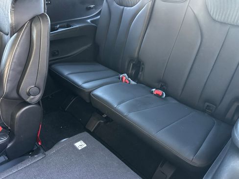 Used 2023 Hyundai Palisade Calligraphy image 15