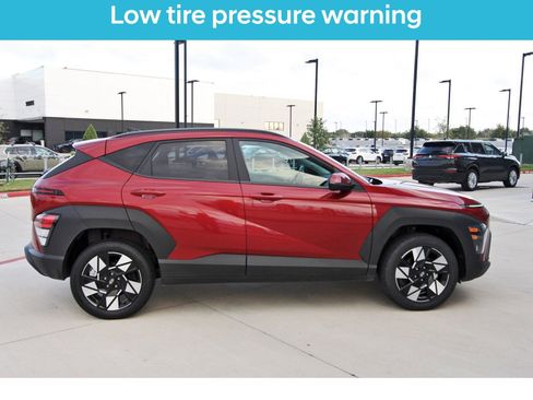 Certified 2024 Hyundai Kona SEL w/ Convenience Package image 9