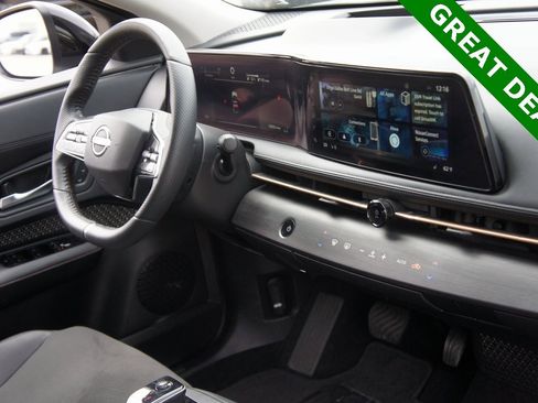Used 2023 Nissan Ariya AWD image 37