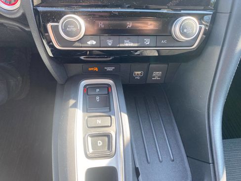 Used 2019 Honda Insight LX image 29