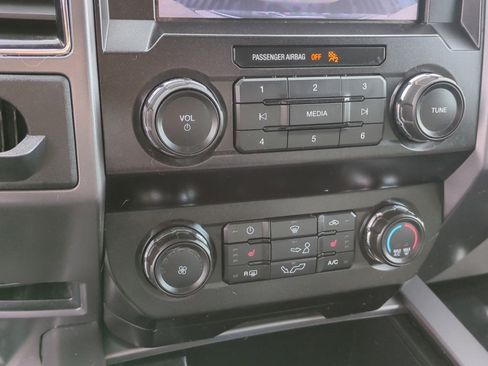 Used 2019 Ford F150 XLT w/ Equipment Group 302A Luxury image 24