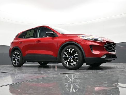 Used 2021 Ford Escape SE w/ SE Sport Appearance Package FWD image 26