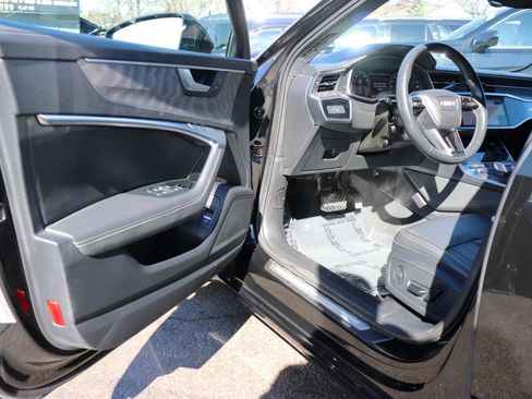 Used 2024 Audi A6 Premium Plus image 10