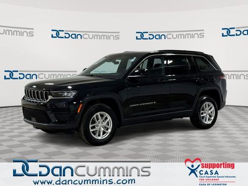 Used 2025 Jeep Grand Cherokee Laredo X w/ Luxury Tech Group I image 1