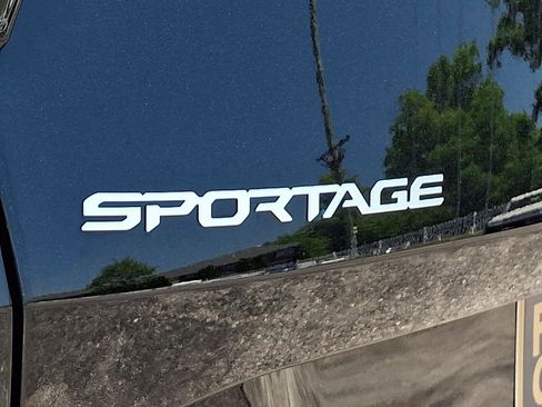 Used 2026 Kia Sportage SX FWD image 31