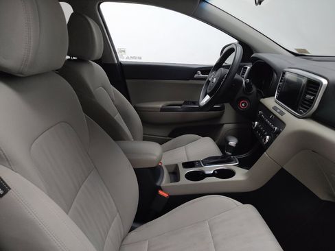 Used 2020 Kia Sportage LX FWD image 21