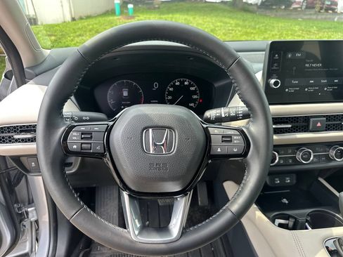 Used 2026 Honda HR-V EX-L image 8
