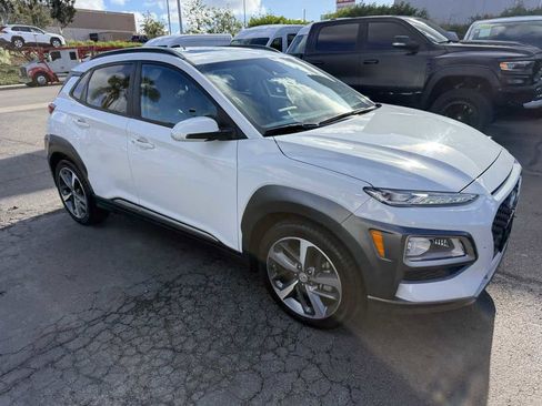 Used 2021 Hyundai Kona Limited w/ Cargo Package image 11