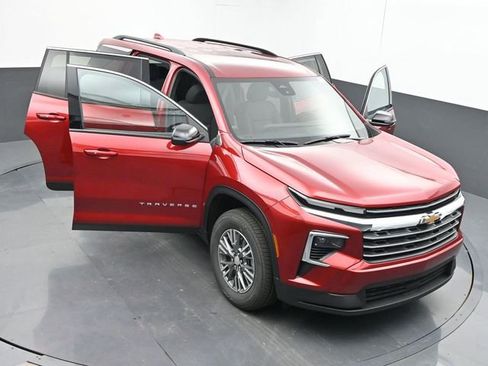 New 2026 Chevrolet Traverse LT w/ Driver Confidence Package image 57