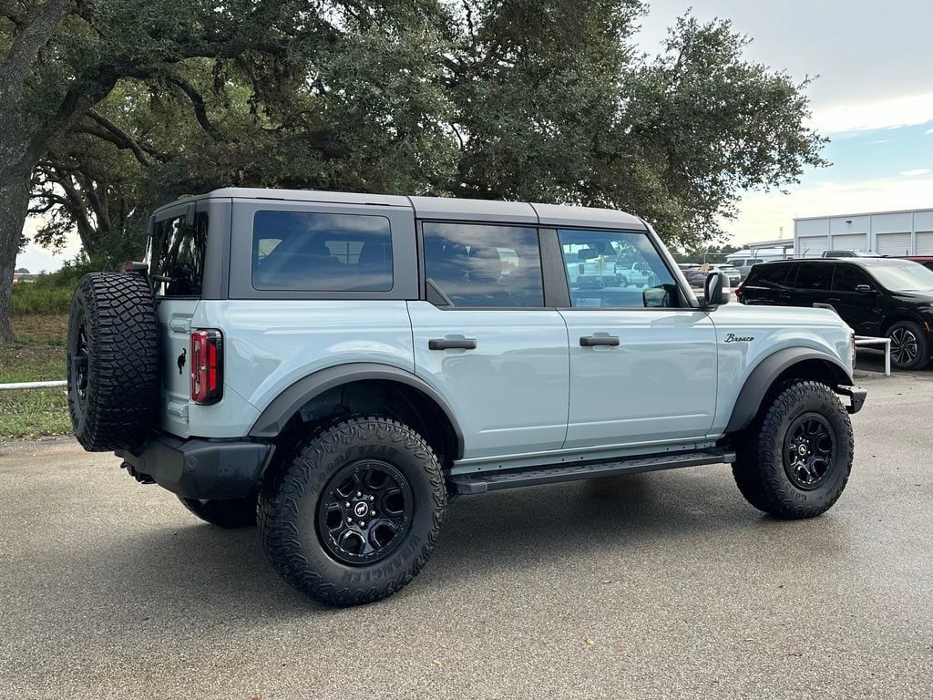 Used 2023 Ford Bronco Wildtrak AWD/4WD image 5
