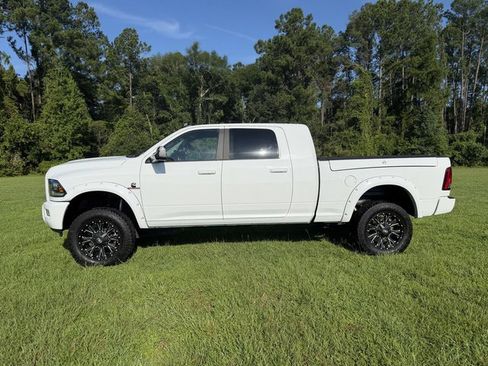 Used 2018 RAM 2500 Laramie w/ Sport Appearance Group AWD/4WD image 9
