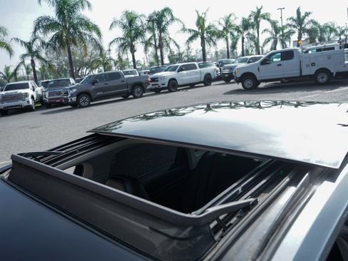 Used 2022 Volkswagen Jetta SE image 26