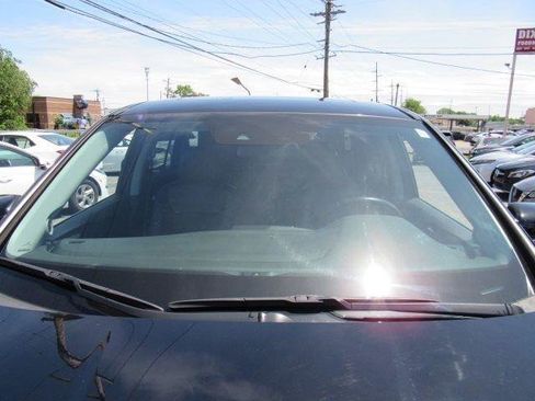 Used 2017 Honda Pilot EX-L image 5