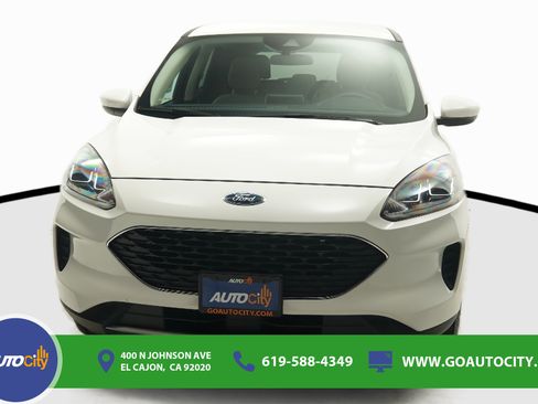 Used 2020 Ford Escape SE FWD image 4