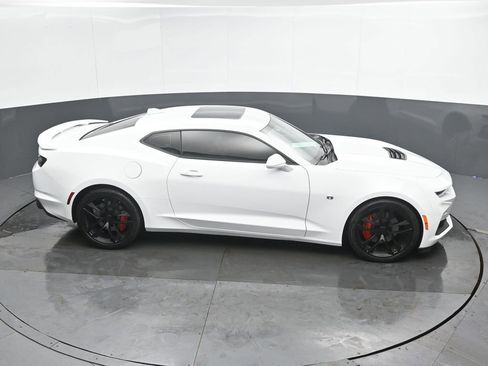 Used 2023 Chevrolet Camaro SS image 38