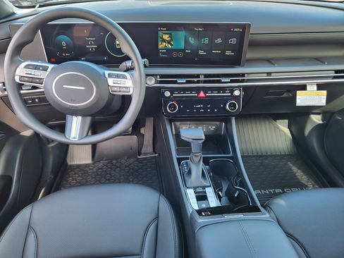 New 2025 Hyundai Santa Cruz SEL image 12