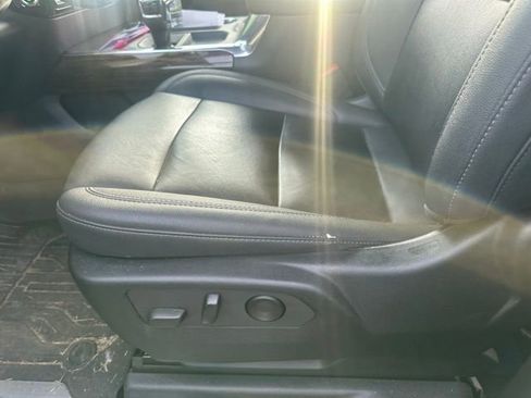 Used 2022 GMC Sierra 1500 Elevation w/ Elevation Premium Package image 6