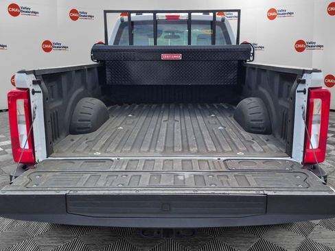 Used 2025 Ford F250 XL AWD/4WD image 16