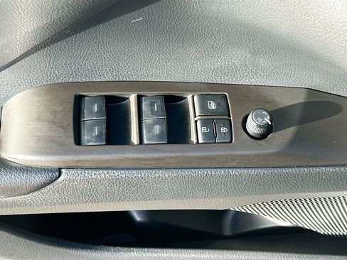 Used 2023 Toyota Camry LE image 17